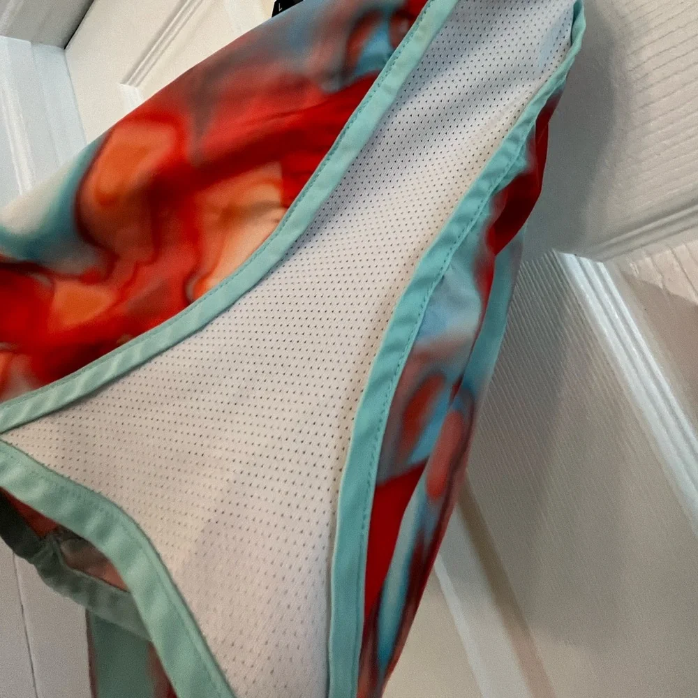 Nike Girls’ Dri-Fit Athletic Shorts - Picture 3 of 5